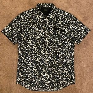 7Diamonds Short Sleeved Button Up